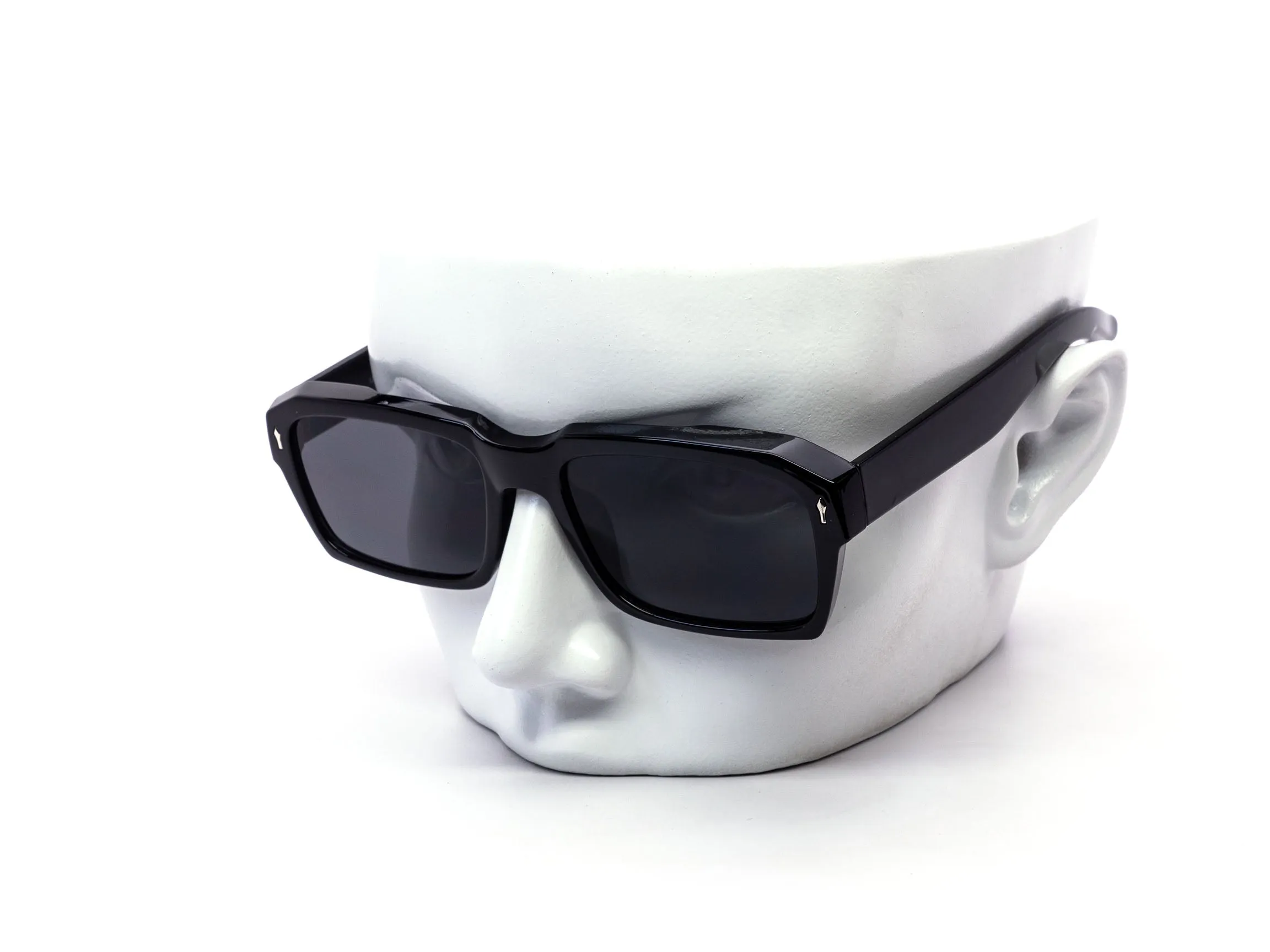 12 Pack: Iconic Square Shades with Metal Arrow Accents Wholesale Sunglasses